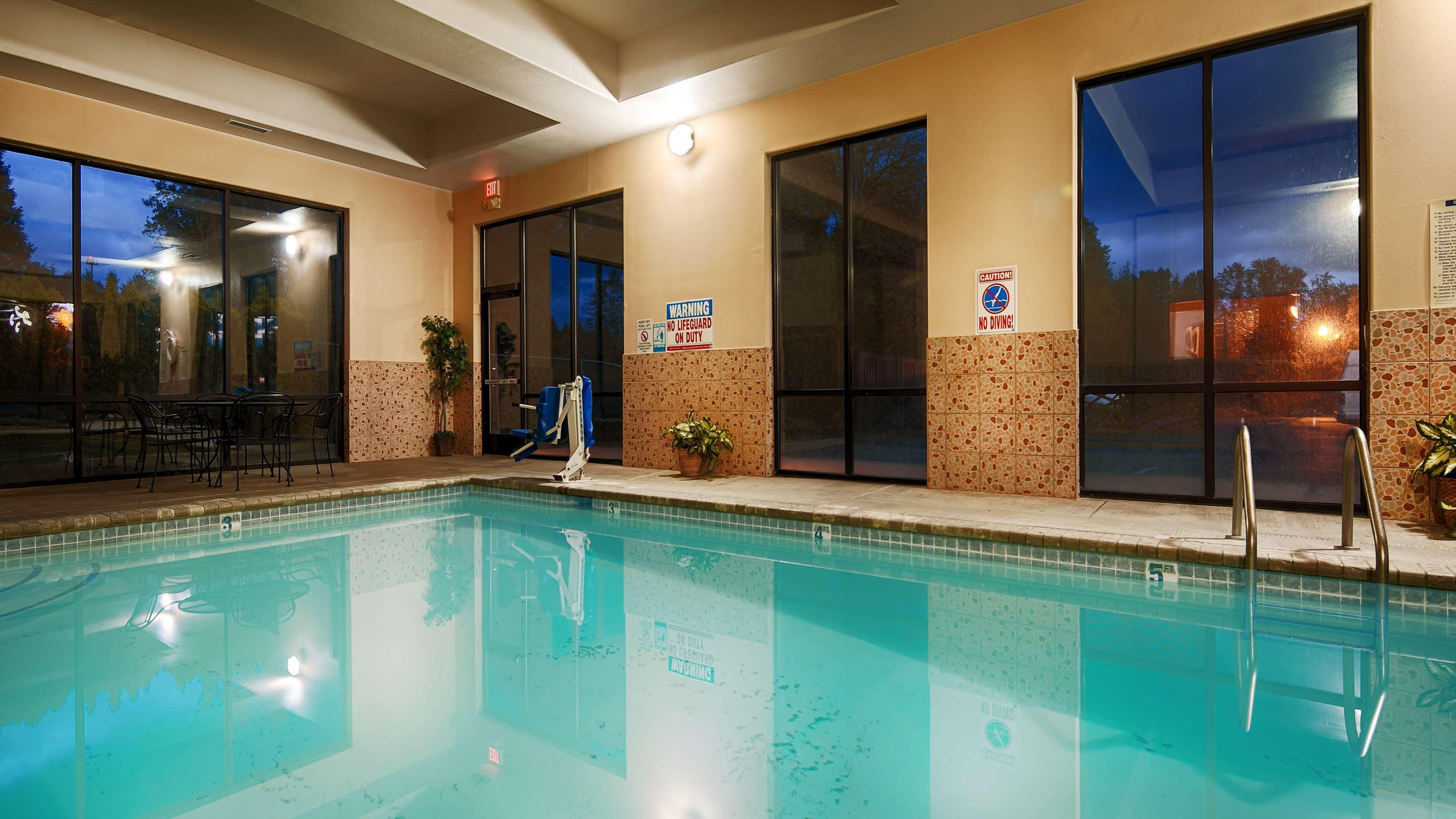 Best Western Plus Battleground Inn & Suites Battle Ground Buitenkant foto