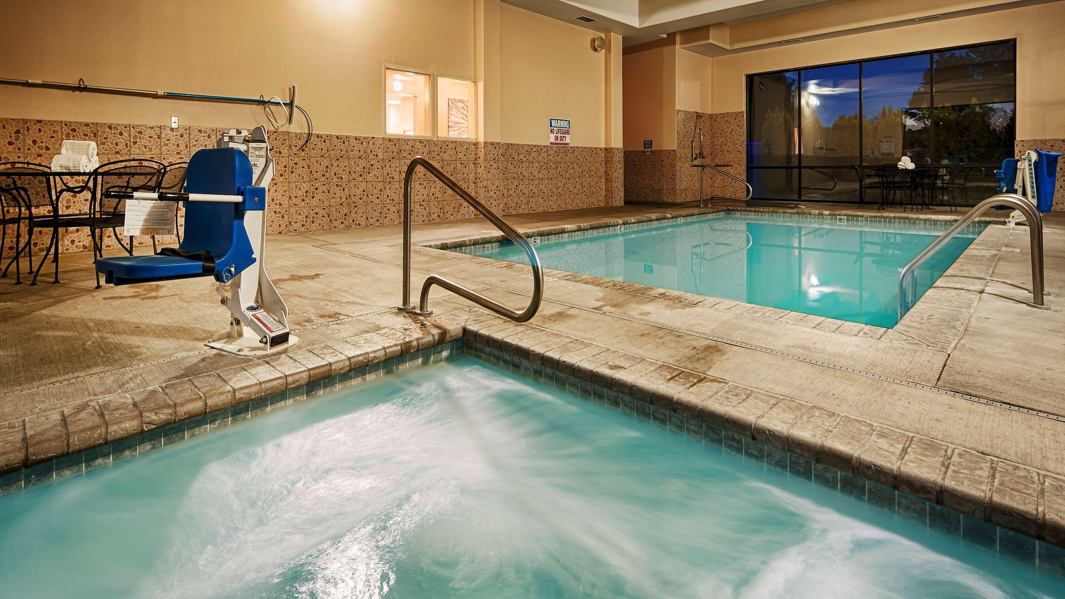 Best Western Plus Battleground Inn & Suites Battle Ground Buitenkant foto